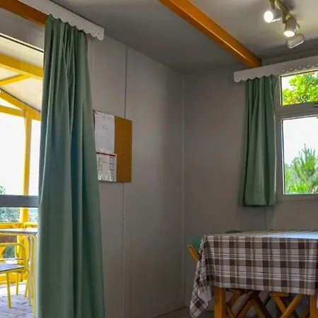 Avec Terrasse A - Api-1-52-1797 Camping